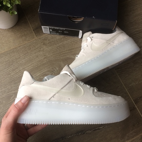 NWT Nike Air Force 1 Sage Low LX Phantom - Picture 6 of 8